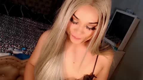 Snapshot of tsscarlett_xx chatting on October 14, 9:51 pm jayvie online show from October 14, 9:51 pm