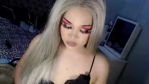 Snapshot of tsscarlett_xx chatting on September 21, 2:21 pm jayvie online show from September 21, 2:21 pm