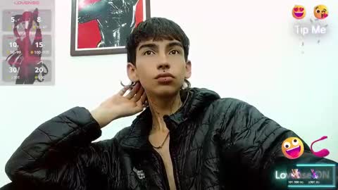 ttimy online show from November 10, 7:05 pm