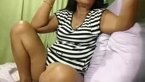 Snapshot of tuchmegently chatting on September 25, 11:34 pm Mae online show from September 25, 11:34 pm