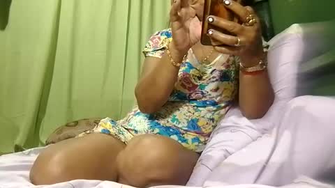 Snapshot of tuchmegently chatting on September 23, 8:48 pm Mae online show from September 23, 8:48 pm