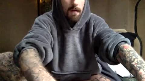 Snapshot of tuhands chatting on January 22, 2:24 pm Tuhands online show from January 22, 2:24 pm