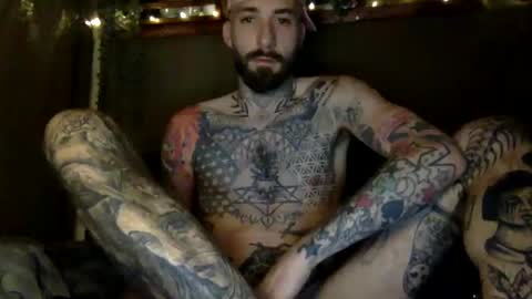 Snapshot of tuhands chatting on February 23, 6:49 am Tuhands online show from February 23, 6:49 am