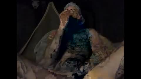 Tuhands online show from December 4, 8:03 am