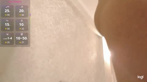 Snapshot of tumilio chatting on September 12, 3:47 pm TumiLio online show from September 12, 3:47 pm