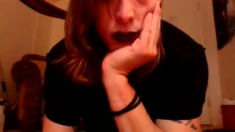 Snapshot of turnmetrans chatting on October 23, 7:54 am Turnmetrans online show from October 23, 7:54 am