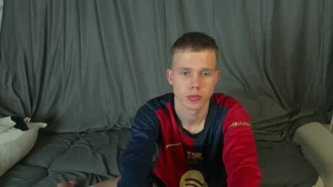 Angus online show from November 22, 7:51 am