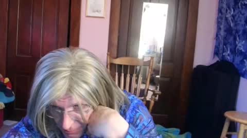 Kitten online show from January 25, 12:58 pm