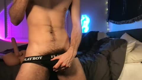 Snapshot of twink_boy98 chatting on October 18, 5:55 am twink_boy98 online show from October 18, 5:55 am