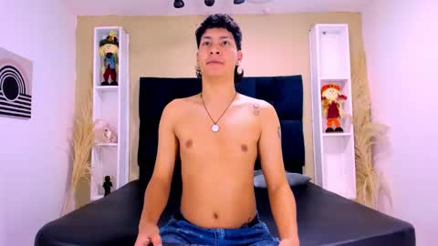 Snapshot of twink_bunny chatting on October 17, 2:21 pm samu online show from October 17, 2:21 pm