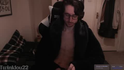 Lou online show from April 14, 9:18 pm