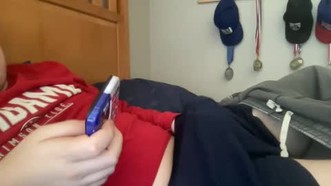 Snapshot of twinkmikexxx12 chatting on February 17, 3:44 pm mike online show from February 17, 3:44 pm