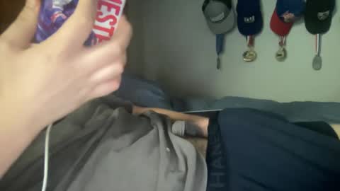 Snapshot of twinkmikexxx12 chatting on September 15, 9:38 pm mike online show from September 15, 9:38 pm