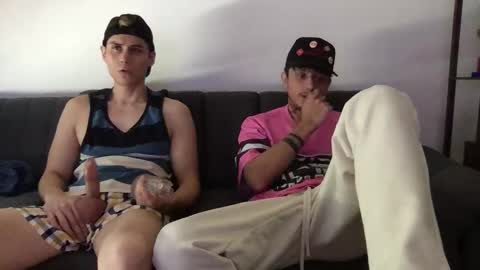 Derrick online show from November 23, 6:50 pm