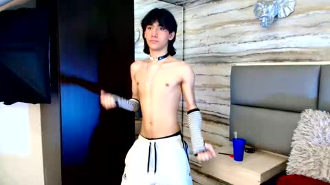 twinslovers_ online show from November 16, 3:52 am