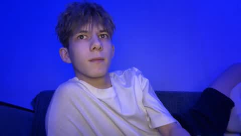 TwiShadow online show from February 5, 1:31 am