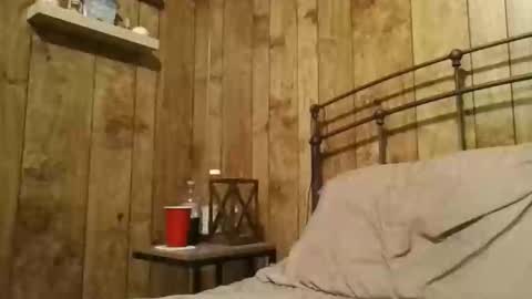 Snapshot of twizzler_twizzle chatting on October 6, 11:33 pm twizzler_twizzle online show from October 6, 11:33 pm