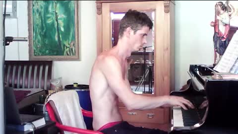 TobeBritta online show from February 12, 8:18 pm