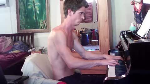 TobeBritta online show from January 4, 6:30 pm