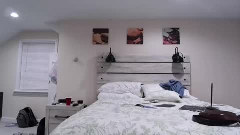 Twopeopleinlove online show from January 26, 12:47 am