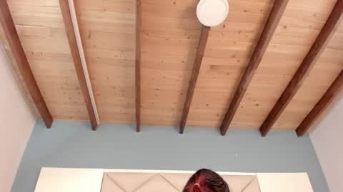 Twiggy online show from February 10, 11:30 pm