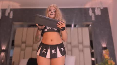  TYLA  online show from October 22, 3:53 am