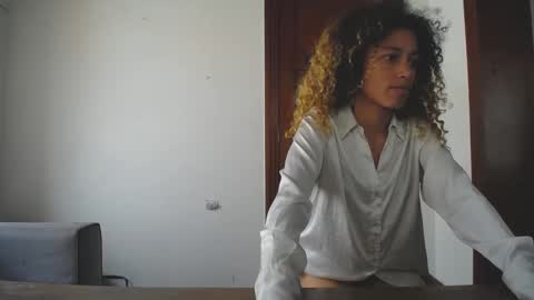 Tyla online show from December 11, 6:09 pm