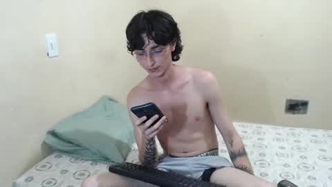 Snapshot of tyler__02 chatting on October 11, 11:30 pm tyler__02 online show from October 11, 11:30 pm