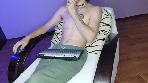 Tyler and Chris online show from January 19, 7:40 am