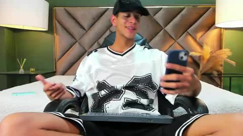 Tyler Rodriguez online show from October 9, 10:04 pm