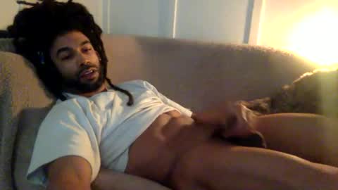 yaya  online show from February 21, 6:44 pm