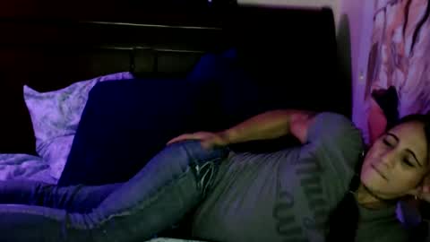 Snapshot of uandme_baby chatting on September 26, 11:51 am Azelia B online show from September 26, 11:51 am