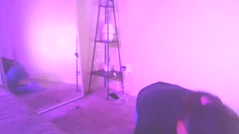 Snapshot of uandme_baby chatting on January 3, 2:08 pm Azelia B online show from January 3, 2:08 pm