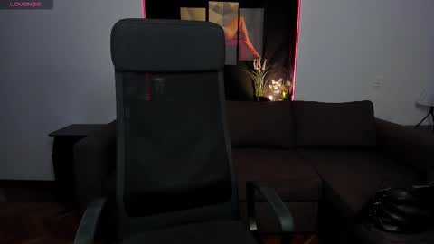 Snapshot of uco_mon chatting on September 13, 3:03 pm Uco online show from September 13, 3:03 pm