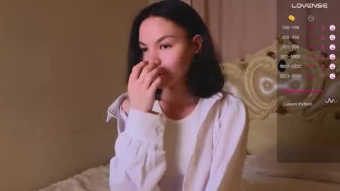 Lili online show from March 8, 7:42 pm