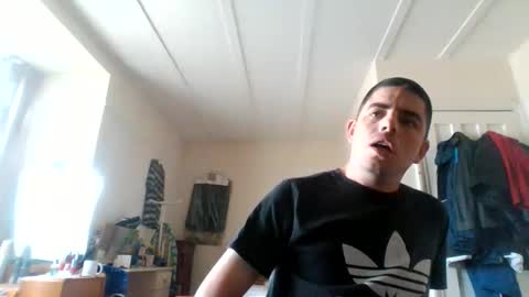 Snapshot of uglyyounlad chatting on September 12, 12:29 pm uglyyounlad online show from September 12, 12:29 pm