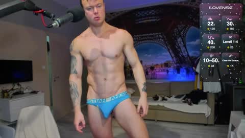 Snapshot of ukgymboy chatting on January 23, 3:01 pm James Iron online show from January 23, 3:01 pm