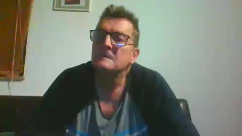 ulmeni4 online show from January 3, 9:57 pm