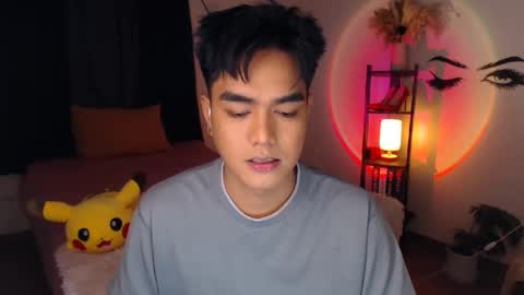 Alex online show from February 28, 7:35 pm