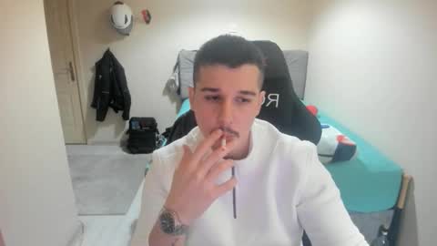 hi im mike tyson -  online show from November 30, 7:32 pm