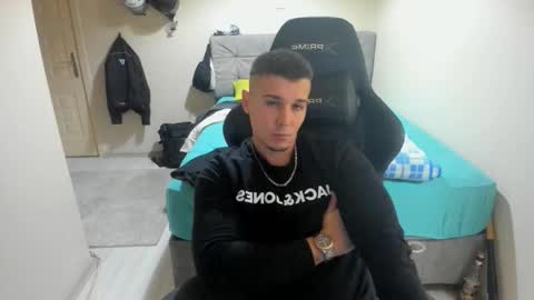 hi im mike tyson -  online show from October 9, 8:58 pm