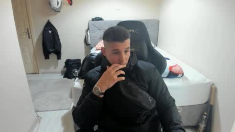 hi im mike tyson -  online show from October 2, 8:07 pm