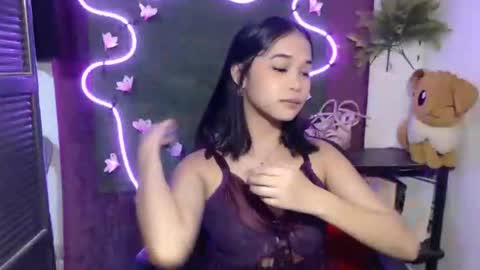Snapshot of umi_pinay69xx chatting on October 5, 4:25 pm umi online show from October 5, 4:25 pm