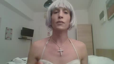 unadiosa online show from February 1, 12:02 pm