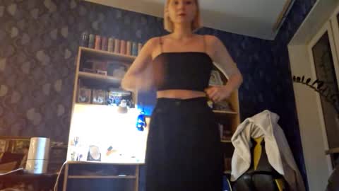 Kira online show from October 16, 2:17 pm