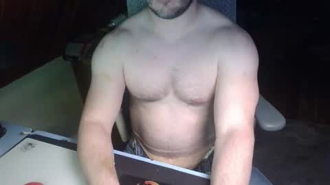 Under the desk online show from March 18, 10:15 pm