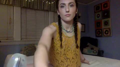 Lola Moonstone online show from September 27, 3:15 am