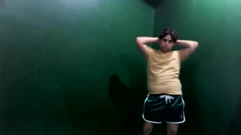 Thiago online show from November 16, 10:34 pm