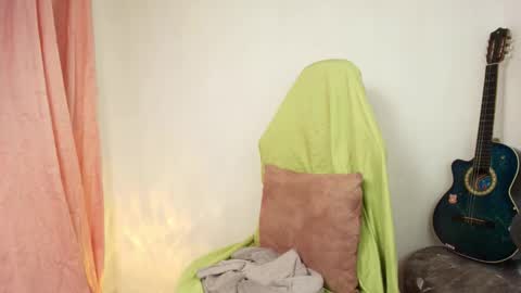 new INSTA   online show from February 12, 1:09 am