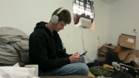 Stepbro online show from February 25, 1:47 pm